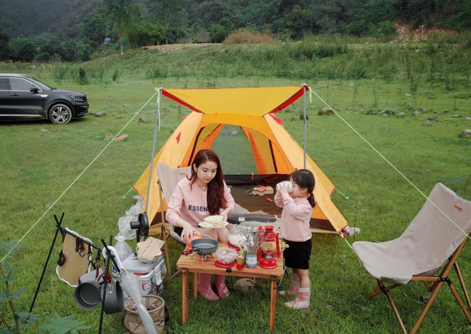 chọn địa điểm cắm trại cho bé