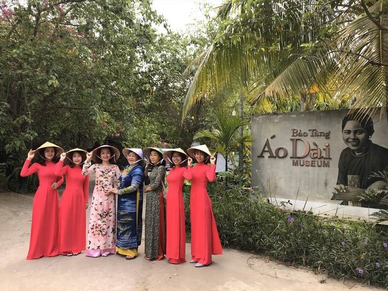 Khám phá nét đẹp văn hóa dân tộc tại bảo tàng Áo Dài Việt Nam